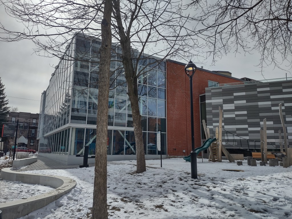 Bibliothèque Père-Ambroise